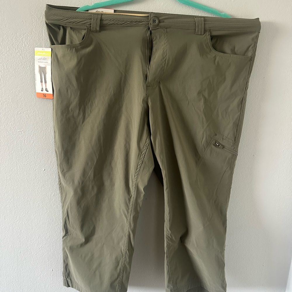 Eddie Bauer Green Capris Outdoor Performance